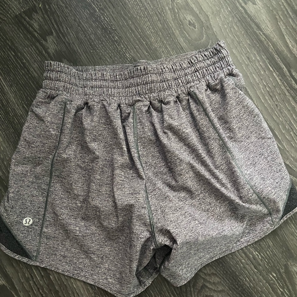 HEATHERED GREY HOTTIE HOTS size 6 4”